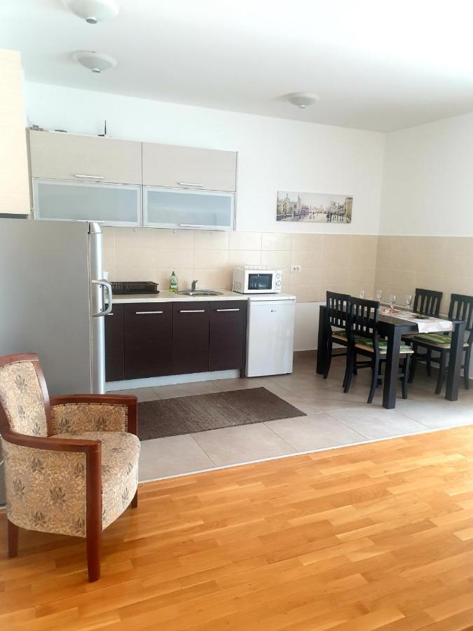 City & Sea Apartments Budva Habitación foto